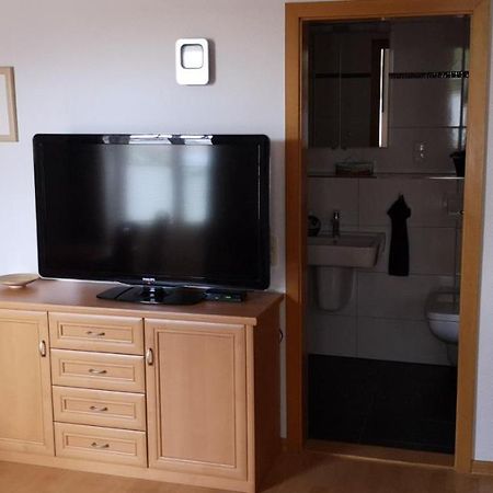 Zentrale Und Strandnahe Ferienwohnung In Kuehlungsborn Ost Екстериор снимка
