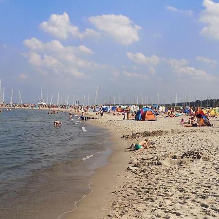 Zentrale Und Strandnahe Ferienwohnung In Kuehlungsborn Ost Екстериор снимка