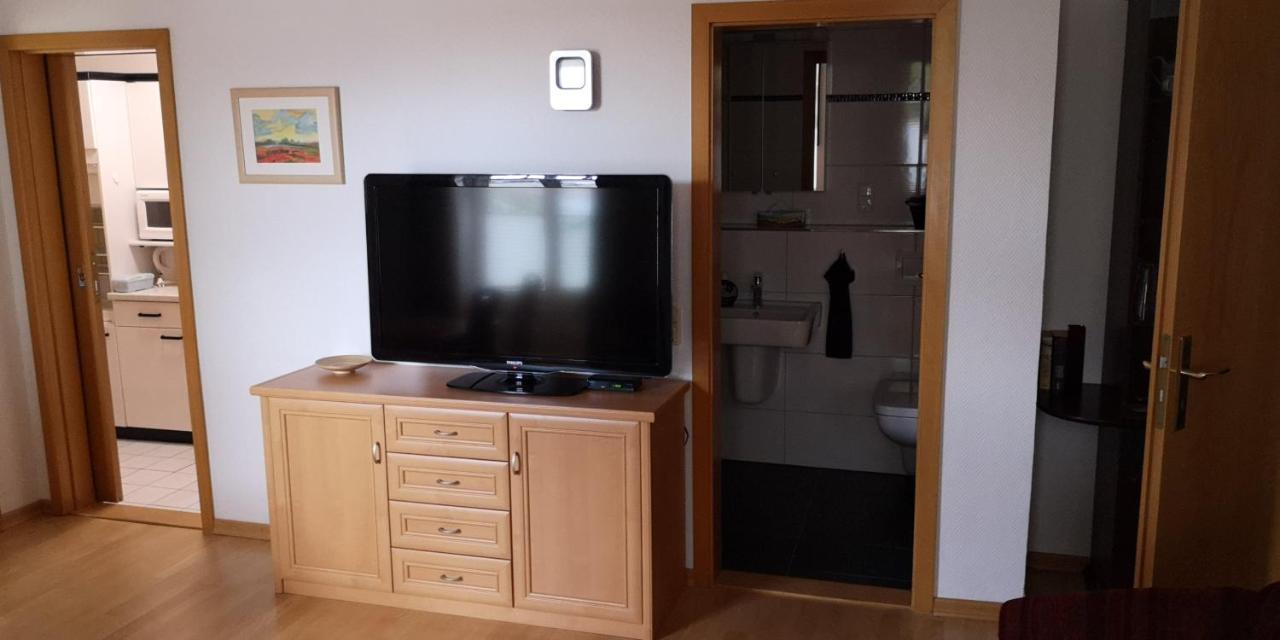 Zentrale Und Strandnahe Ferienwohnung In Kuehlungsborn Ost Екстериор снимка