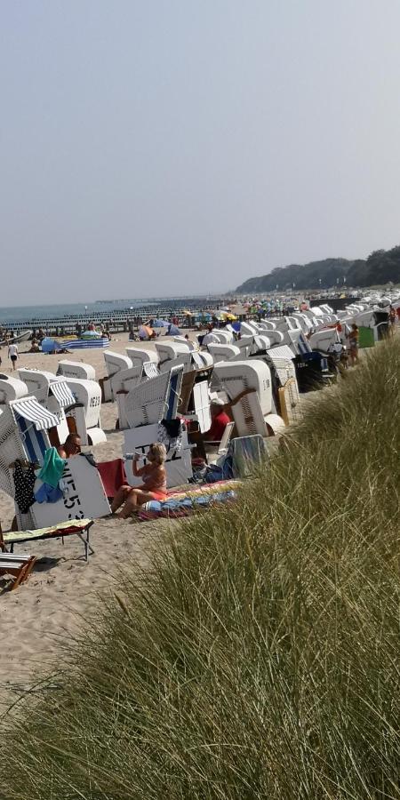 Zentrale Und Strandnahe Ferienwohnung In Kuehlungsborn Ost Екстериор снимка